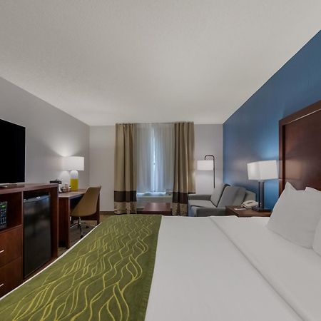 Comfort Inn Newport News - Hampton I-64 Екстер'єр фото