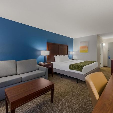 Comfort Inn Newport News - Hampton I-64 Екстер'єр фото