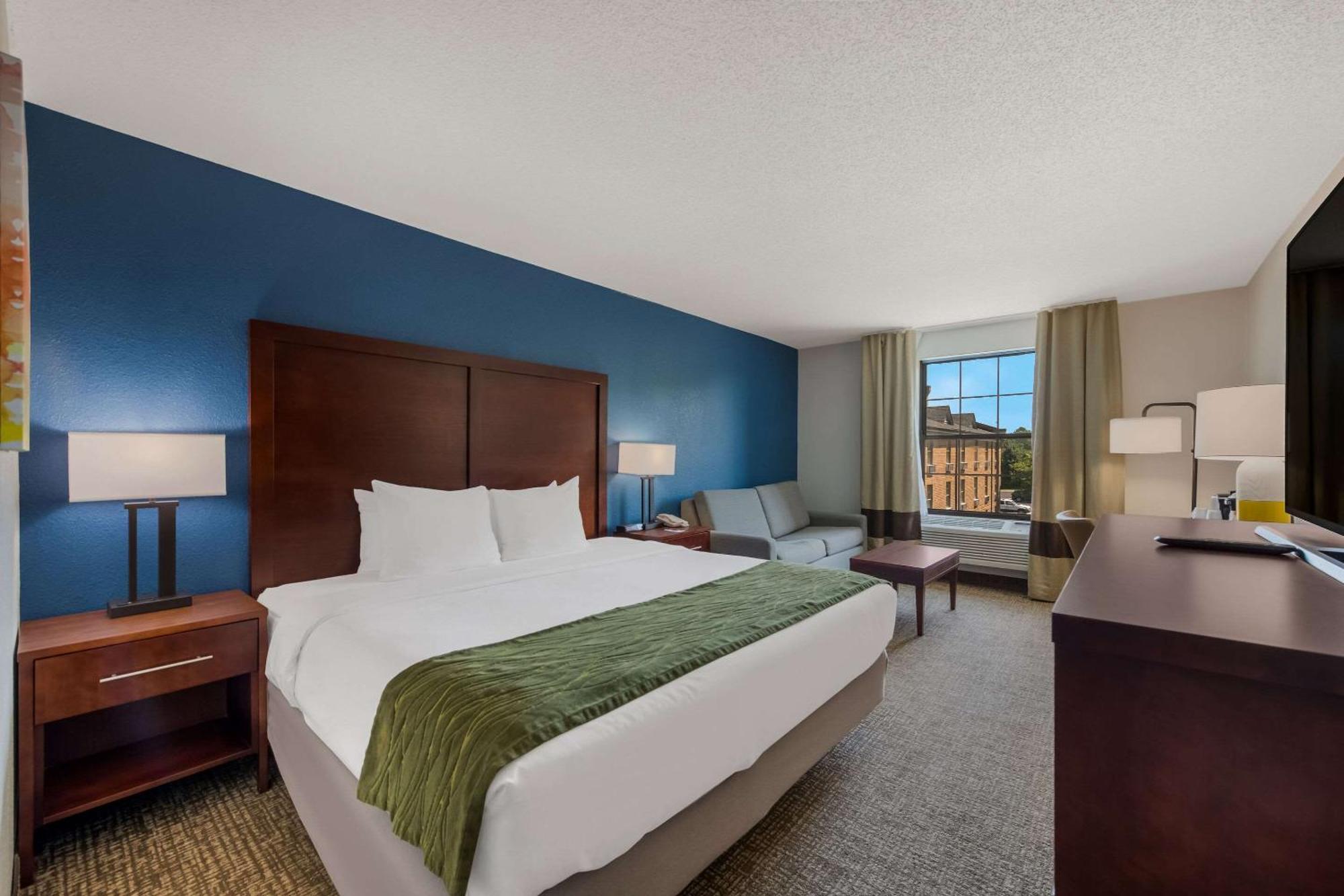 Comfort Inn Newport News - Hampton I-64 Екстер'єр фото