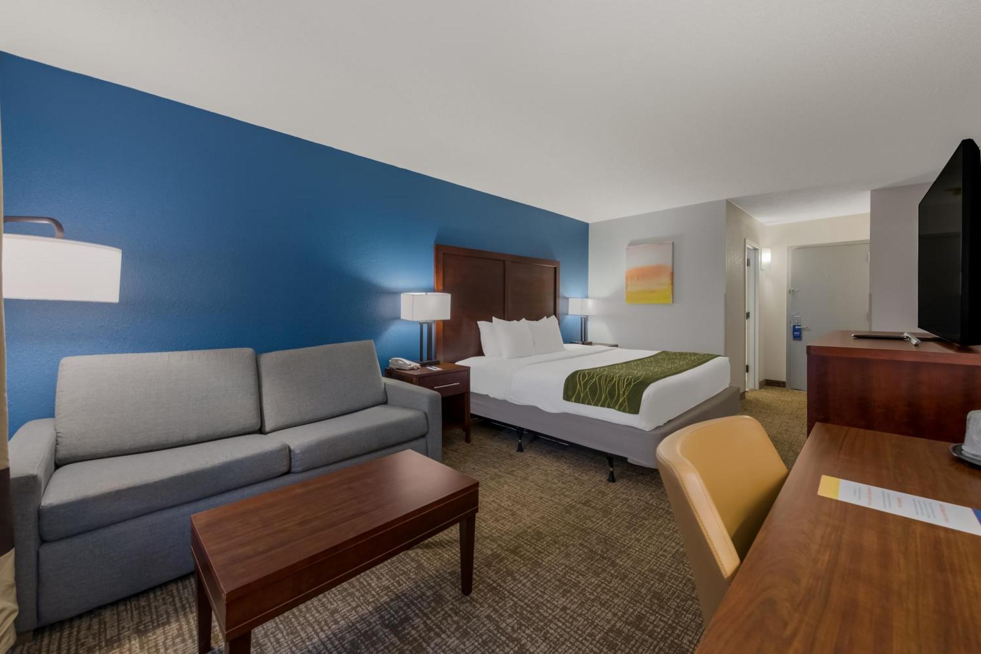 Comfort Inn Newport News - Hampton I-64 Екстер'єр фото