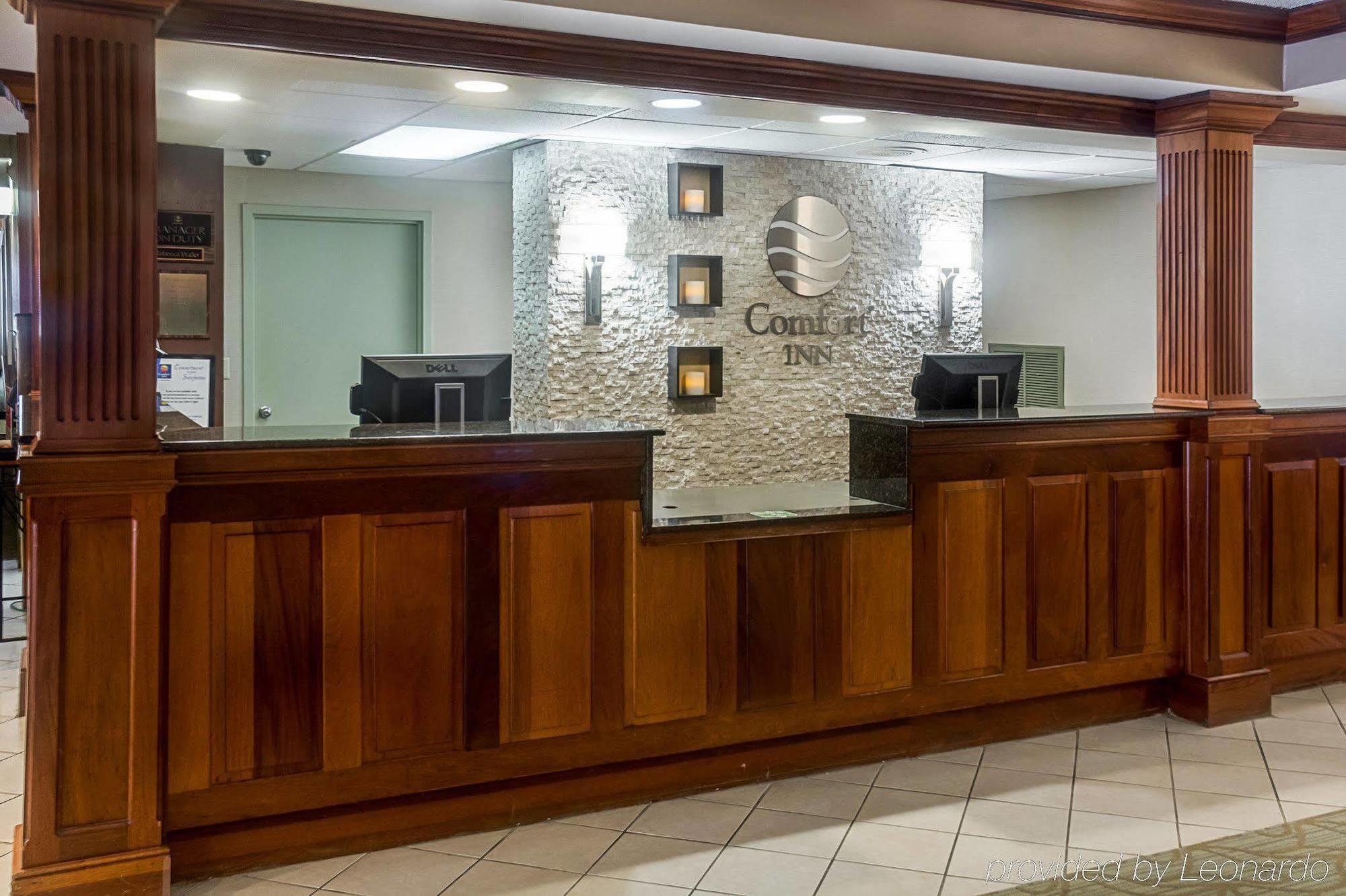 Comfort Inn Newport News - Hampton I-64 Екстер'єр фото