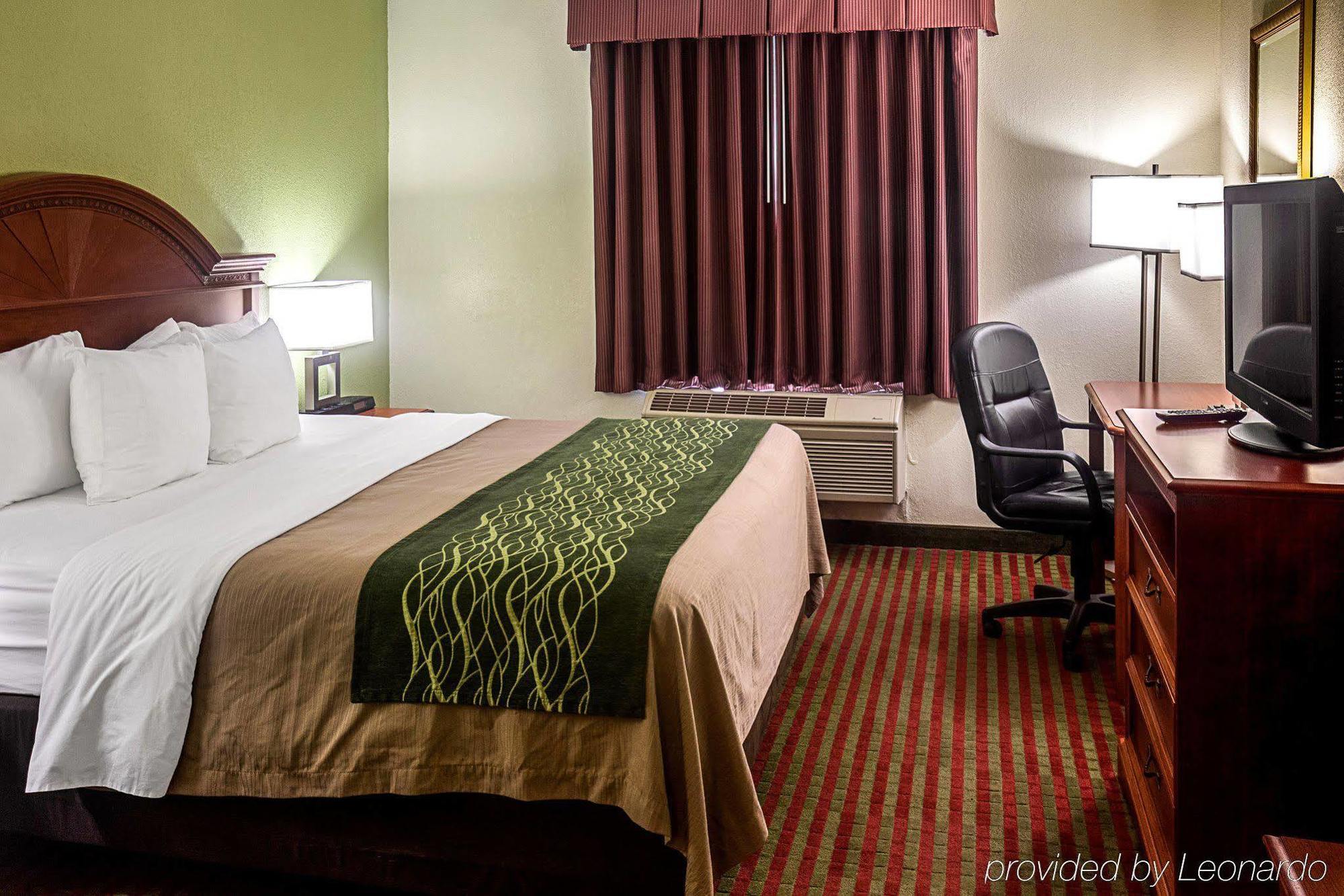 Comfort Inn Newport News - Hampton I-64 Екстер'єр фото