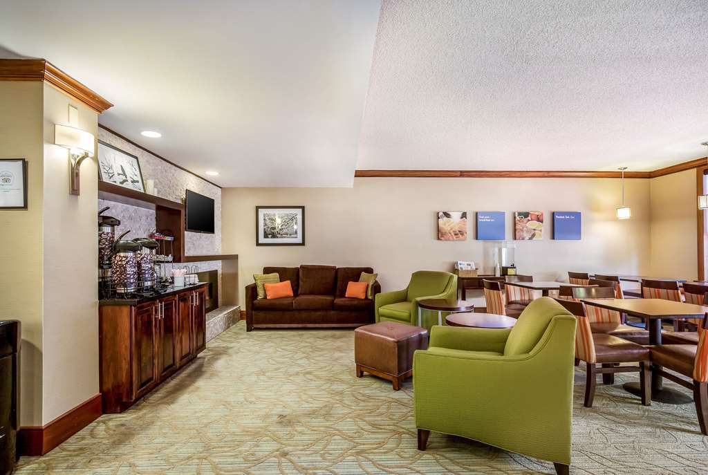 Comfort Inn Newport News - Hampton I-64 Інтер'єр фото